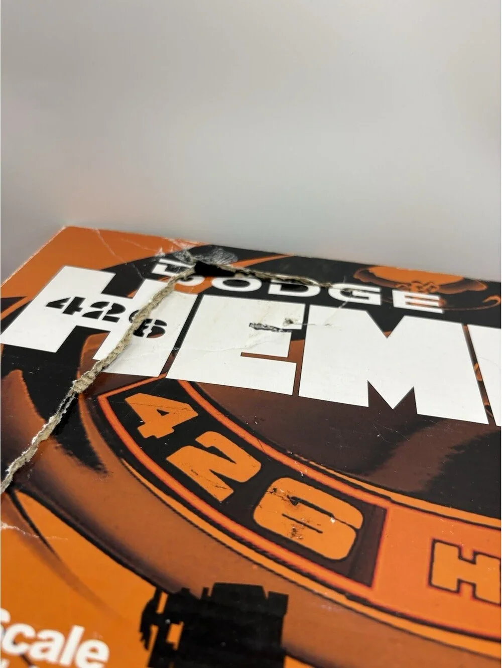 Testors Dodge 426 Hemi V-8 1:4 Scale Kit Electric Drive Motor Open Box